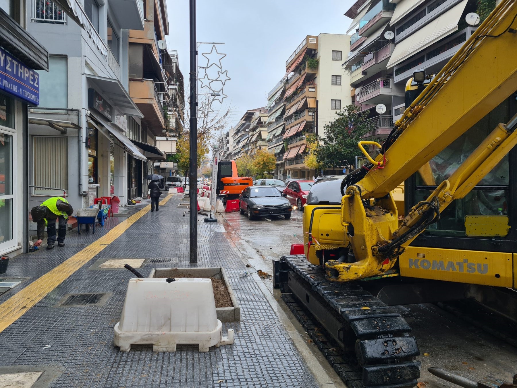 Συνεχίζονται οι εργασίες ανακατασκευής στην Ανθίμου Γαζή
